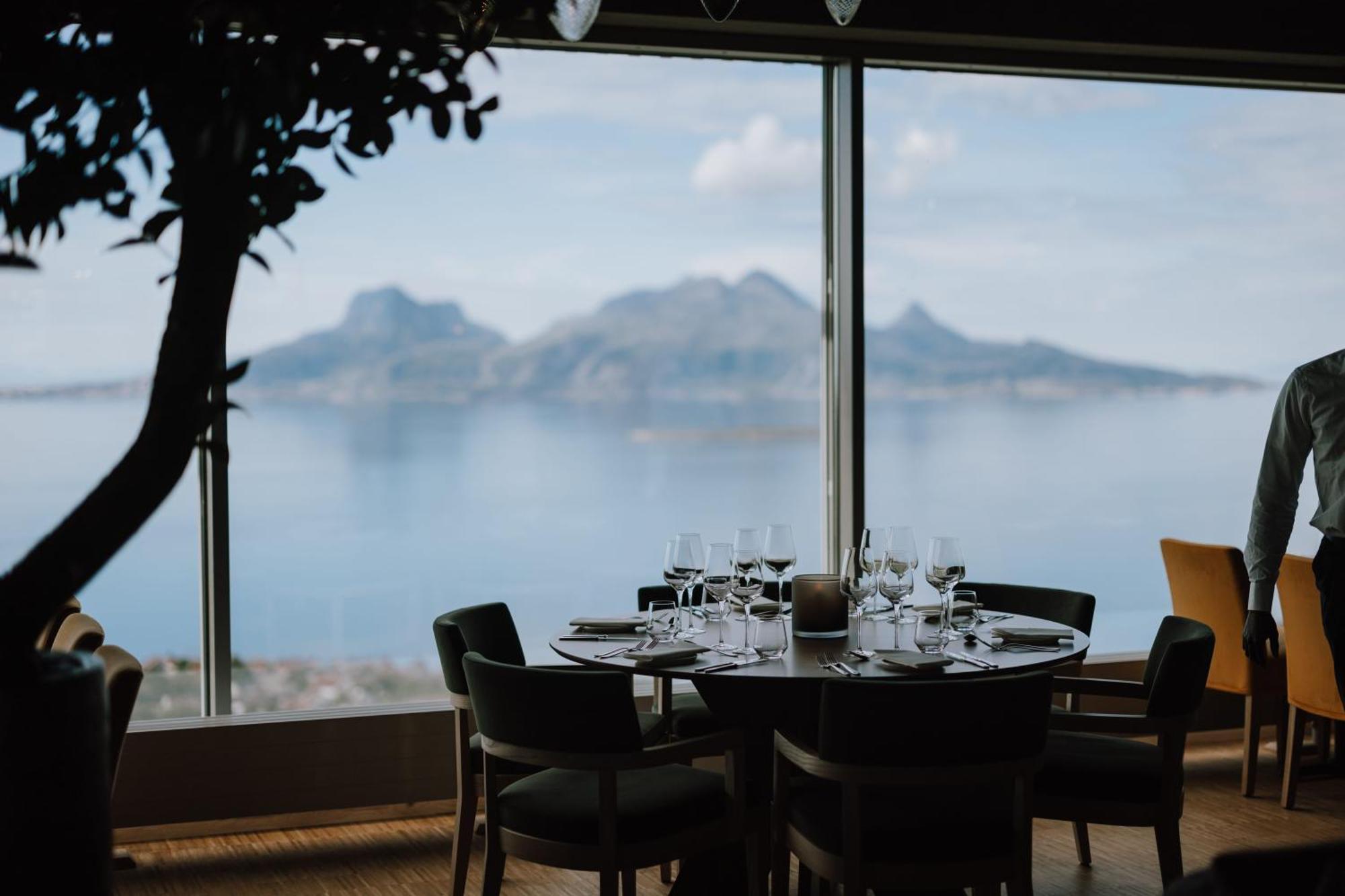 Wood Hotel Bodø Exterior foto